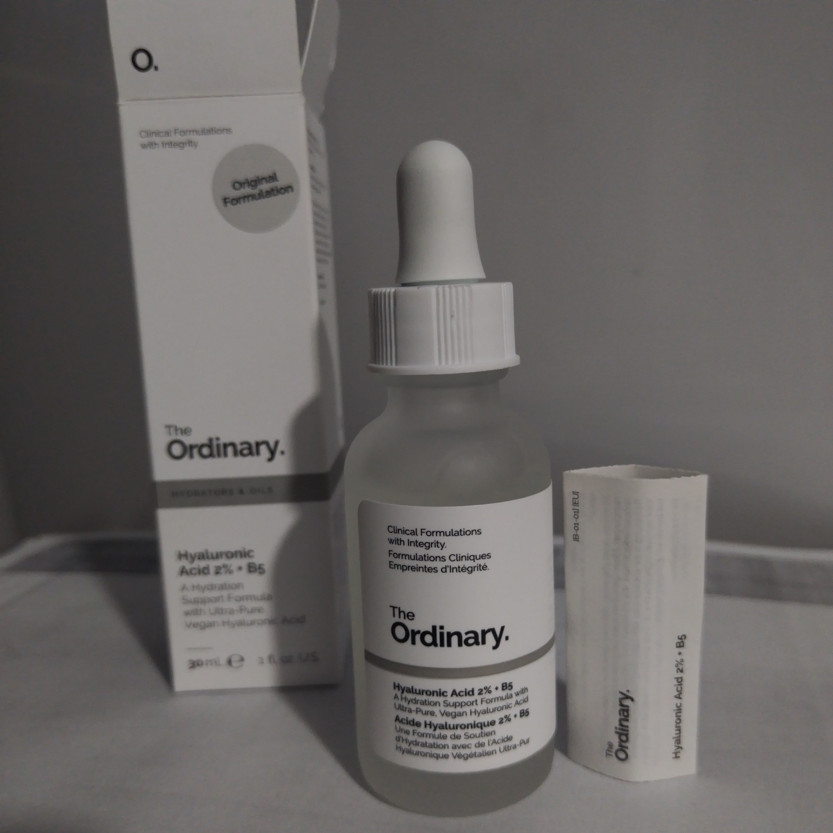 سرم آبرسان تخصصی اوردینری اصل به ضمانت اصالت The Ordinary Hyaluronic Acid 2درصد + B5 (نیاز به ویرایش)