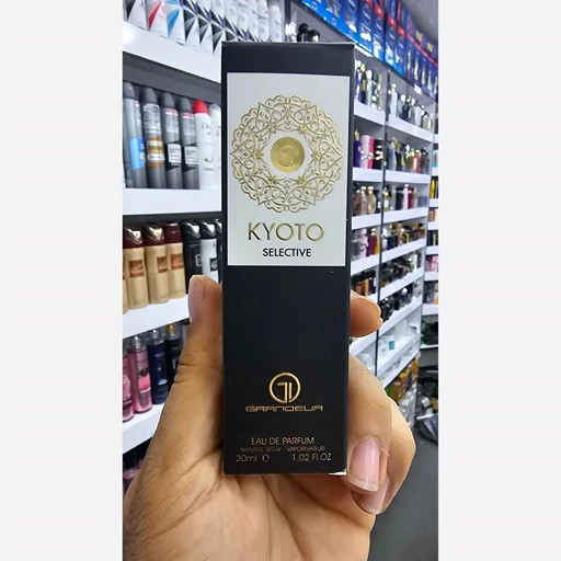 عطر گرندیور مدل آریزونا ترنزیا تیزیانا ترنزی کیرکه 30 میل رایحه میوهای و مدیترانهای برای همه