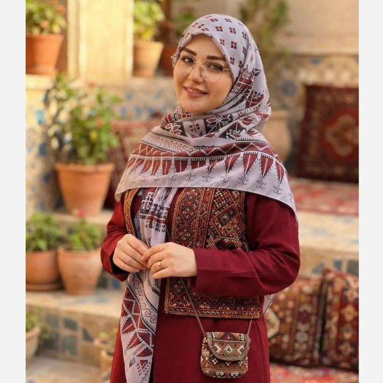 روسری نخ کاستوم طرح سما سایز 140