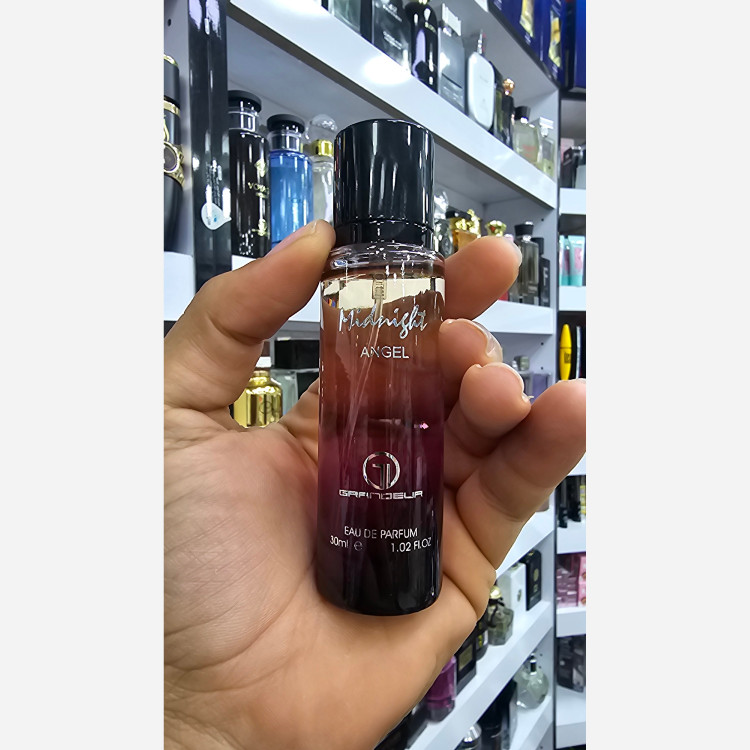ادکلن میدنایت رز گرندیور 30 میلیلیتر زنانه رایحه میوهای و چوبی
