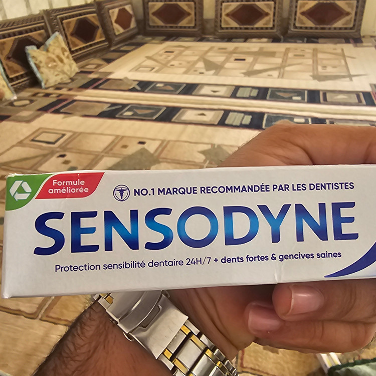 خمیردندان سنسوداین ضد حساسیت 75 میلیلیتر سفید کننده و جرمگیر مدل Douce Blancher