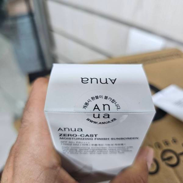 کرم ضدآفتاب آنوا Zero Cast SPF 50+ PA++++ بیرنگ برای صورت و بدن