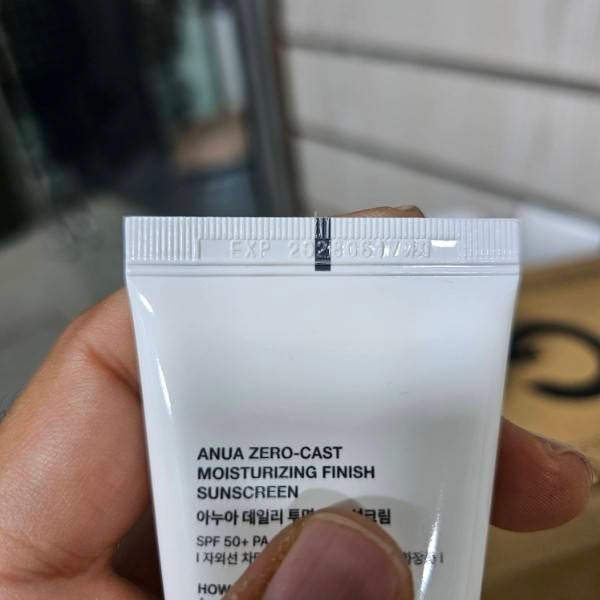 کرم ضدآفتاب آنوا Zero Cast SPF 50+ PA++++ بیرنگ برای صورت و بدن