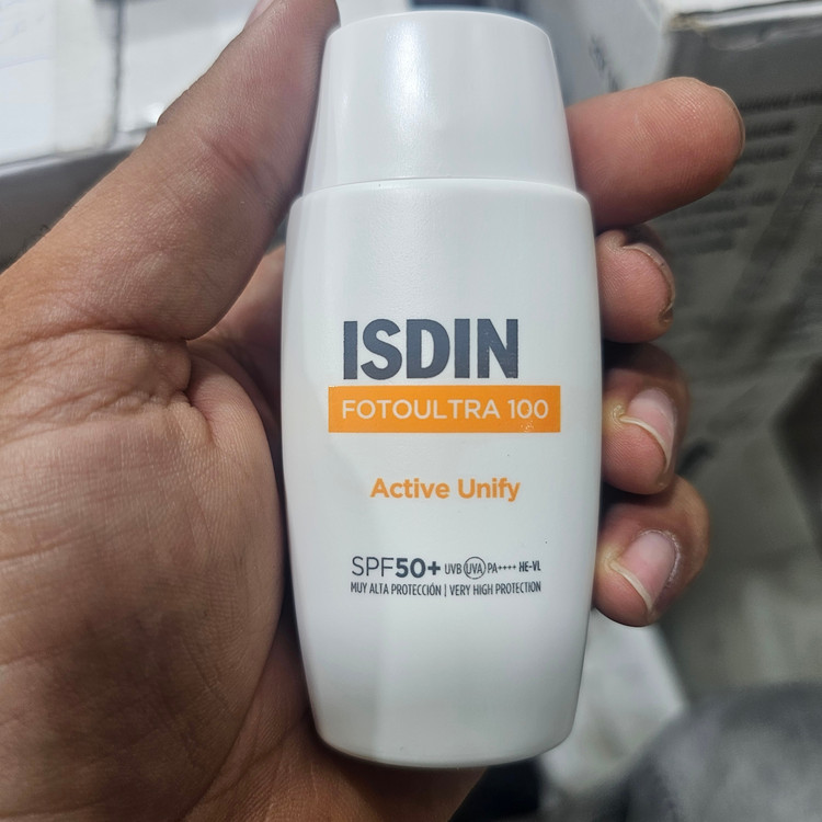 ضدآفتاب ایسدین Active Unify ضد لک بیرنگ SPF100 زودجذب
