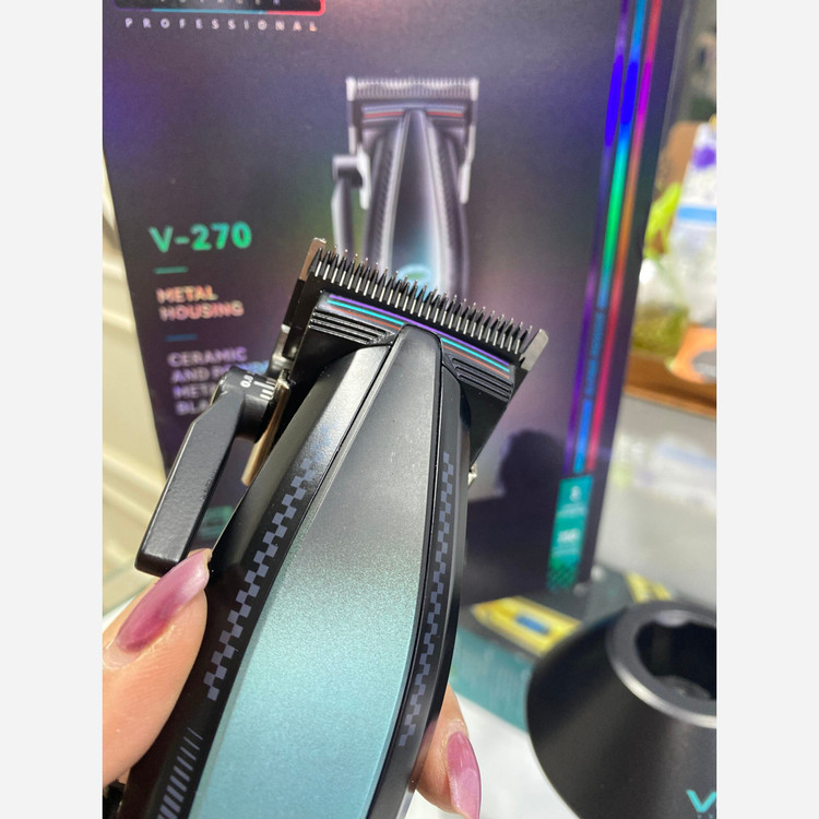 ماشین اصلاح حجم زن وی جی آر مدل V-270 (نیاز به ویرایش)