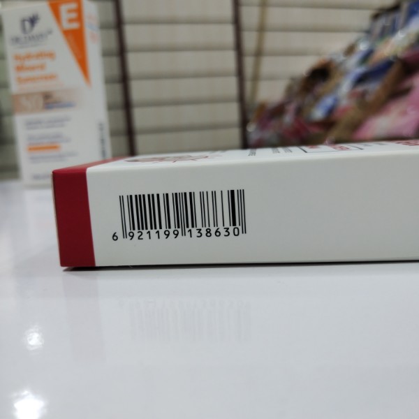 کرم ضد آفتاب دکتر داوی مدل UV Clear با SPF90+ PA++++ حجم 100 میلیلیتر اصلی به ضمانت مرجوعی