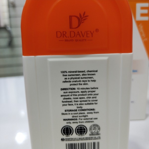 کرم ضد آفتاب معدنی SPF 80 دکتر دیوی اصلی به ضمانت مرجوعی حجم 100ml