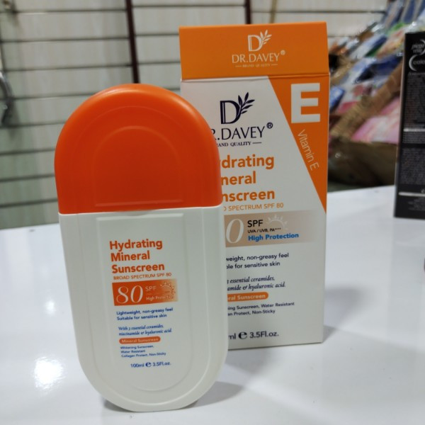 کرم ضد آفتاب معدنی SPF 80 دکتر دیوی اصلی به ضمانت مرجوعی حجم 100ml