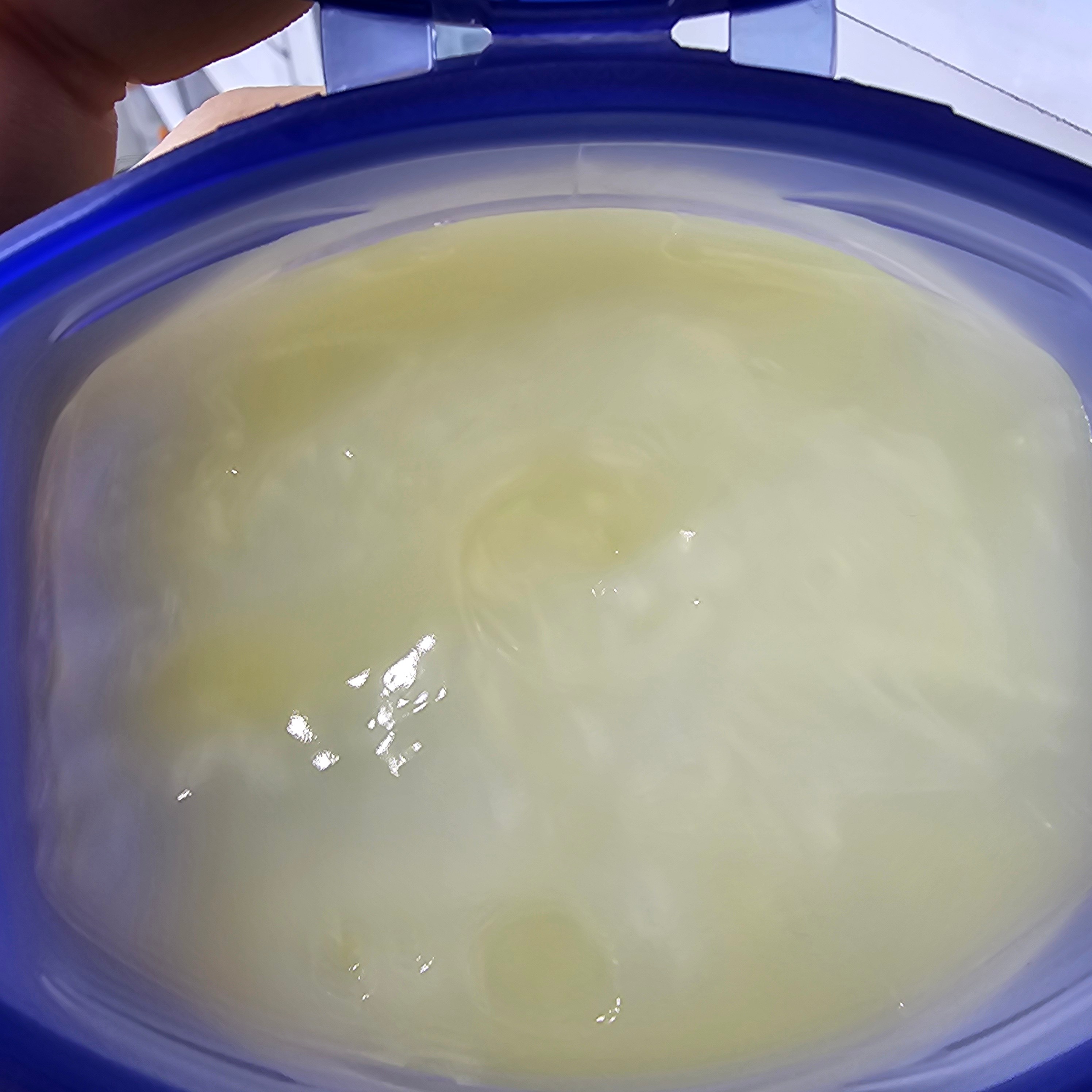 وازلین دست و صورت رایحه الورا 250 میلی ابرسان و نرم کننده ترمیم کننده