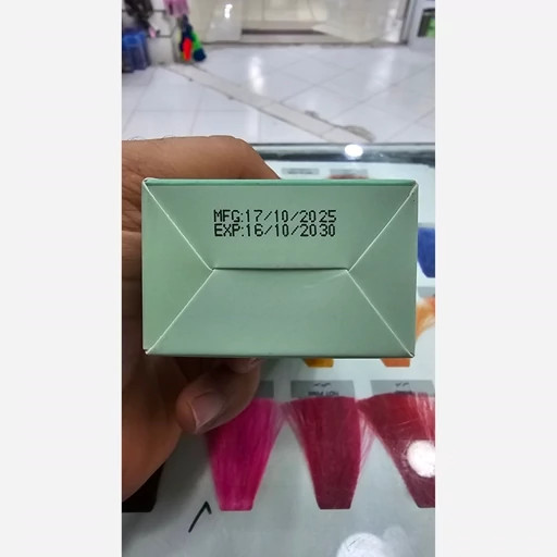 ضد آفتاب تیاگو BB کره ای ضد جوش و ضد لک و ضد چروک حاوی کلاژن ،هیارونیک اسید، پروتئین، نیاسینامید. فاقد چربی و بسیار سبک