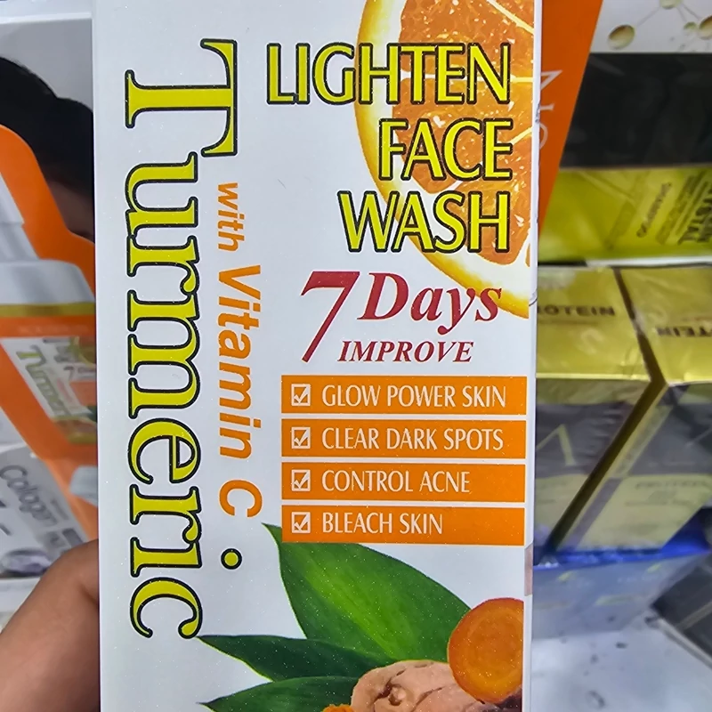 فیس واش براش دار روشان حاوی ویتامین سی و زرد چوبه 160 میل روشن کننده و ضد لک، بالانس چربی پوست