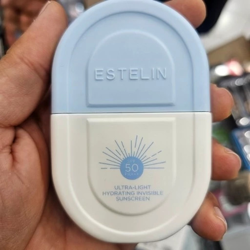 ضد آفتاب بی رنگ استلین آبی حجم 50 گرم spf50 فاقد چربی بافت سبک مخصوص انواع پوست