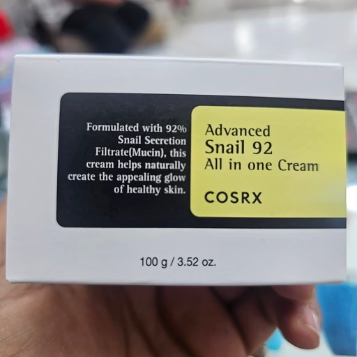کرم حلزون کوزارکس 92 درصد اورجینال به ضمانت COSRX Advanced Snail 92 All in One Cream آبرسانی و ترمیم عمیق و تقویت پوست