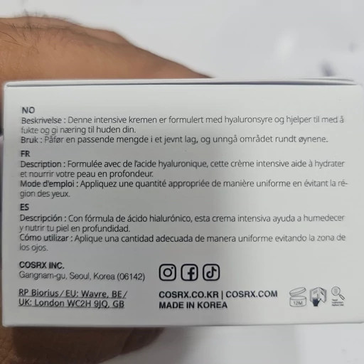 کرم مرطوب کننده هیالورونیک اسید کوزارکس اورجینال به ضمانت 100 میل مرطوب کننده قوی درمان خشکی و پوست پوسته شدن