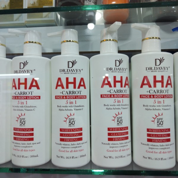 لوسیون بدن دکتر دیوی SPF 50 + AHA + گلوتاتیون + آلفا آربوتین + ویتامین C (500 میلیلیتر)