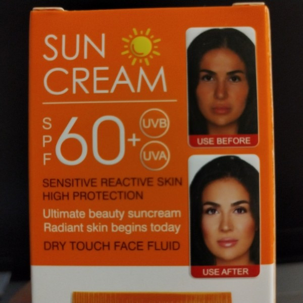 ضد آفتاب رنگی دکتر دیوی SPF 60 مناسب پوست خشک و روشن کننده (BB کرم) حجم 100 گرم