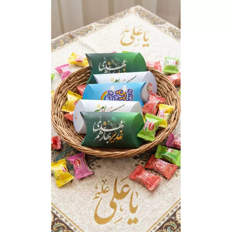 پک مقوایی شکلات با شعار تو آسمون نوشته غدیر راه بهشته
