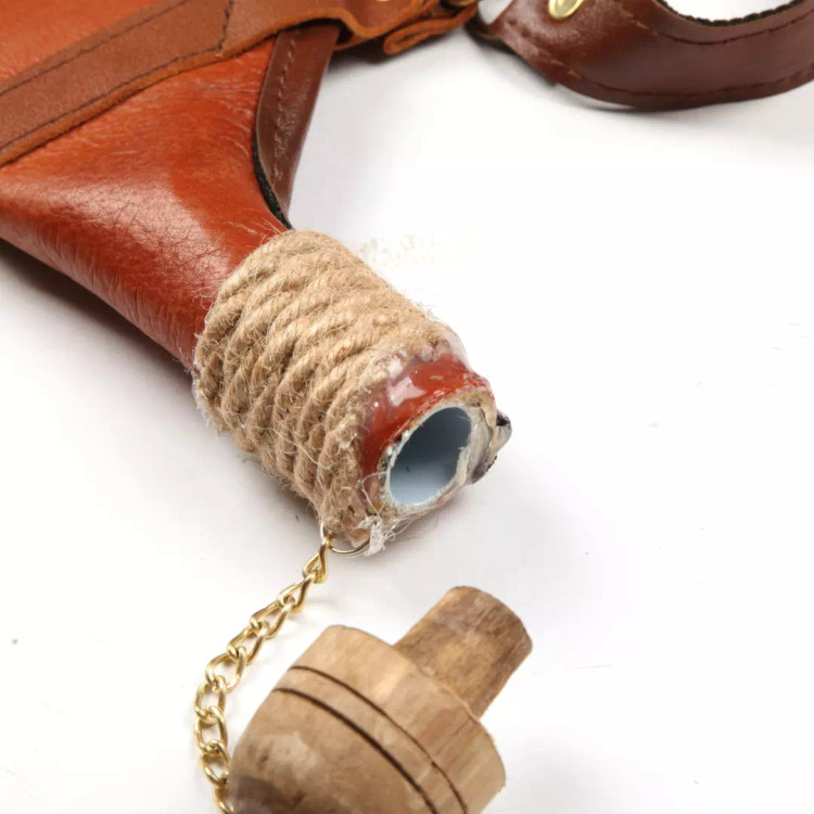 مشک آب چرمی سایز کوچک
