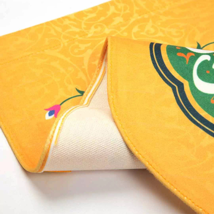 کتیبه کنار آیفون مخمل با شعار ای پادشاه خوبان داد از غم تنهایی 20*40 رنگ زرد