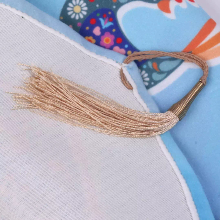کتیبه مخمل کنار آیفون با شعار مهدی در قلب من است 20*40