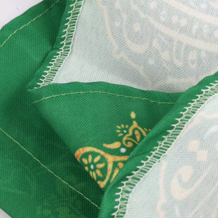 کتیبه پاناما عمودی کنار آیفونی با شعار عید سعید غدیر رنگ سبز 20*40