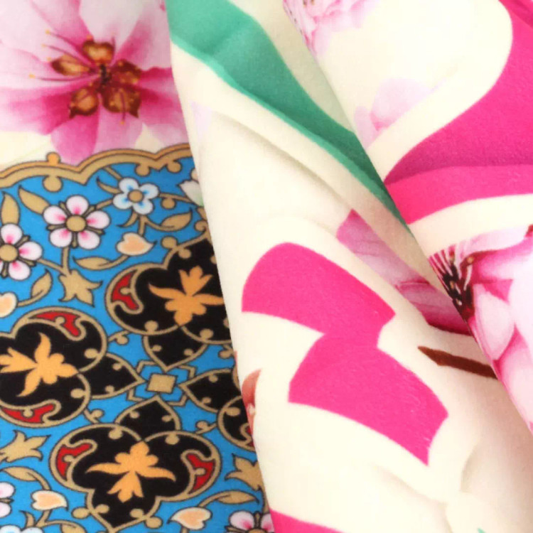 کتیبه سه عددی مخمل خانگی با شعار یک دل دارم یک امیر طرح گل دو طرف یا امیرالمومنین حیدر رنگ صورتی 100*140