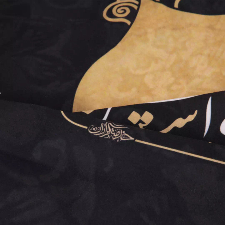 کتیبه مخمل تک منقش با طرح حسین منی و انا من حسین 65*135 سانتی متر