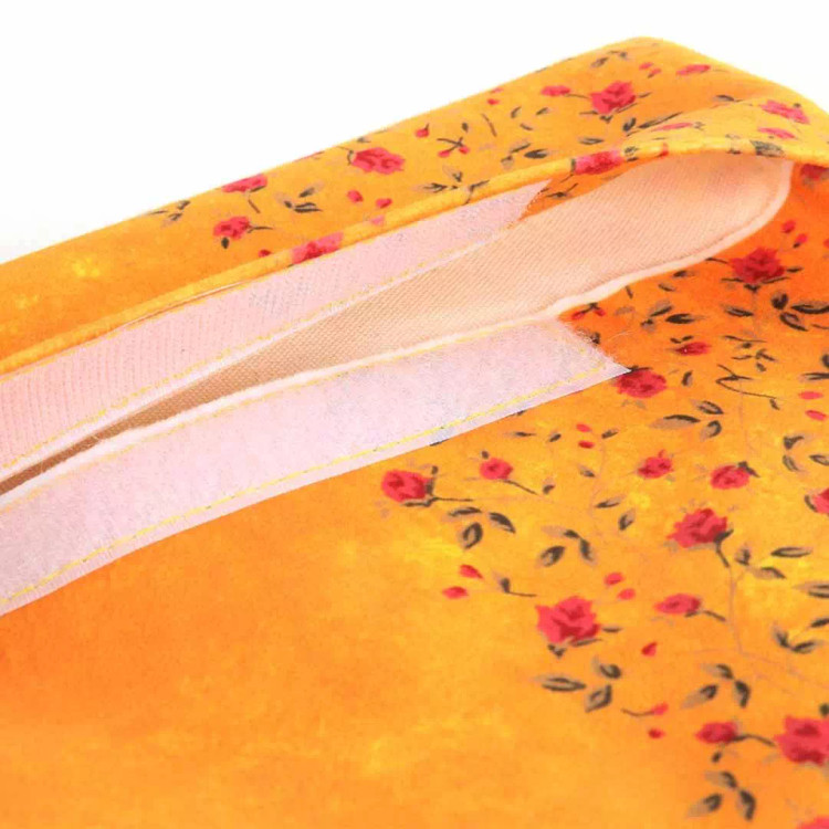 جادستمال کاغذی مخمل زرد با شعار تو را من چشم در راهم