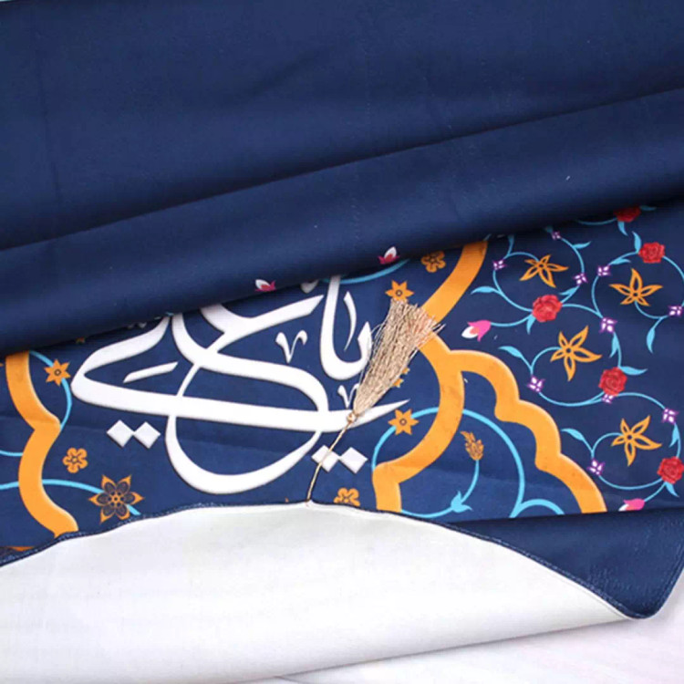 کتیبه مخمل تک عمودی با شعار یا علی علیه السلام زمینه سورمه ای 65*135