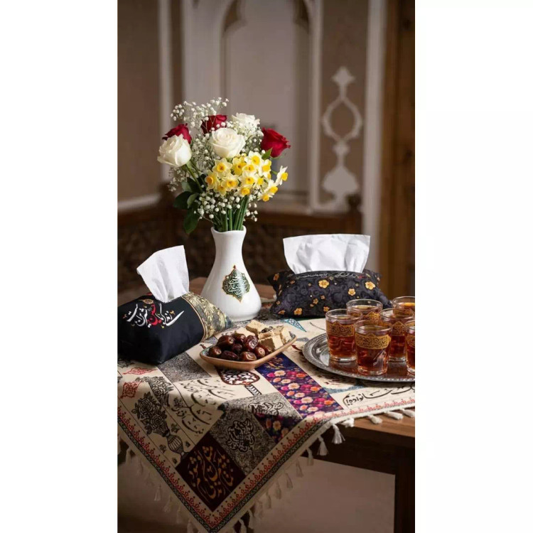 جادستمال کاغذی مخمل با شعار زندگی با حسین شیرین است